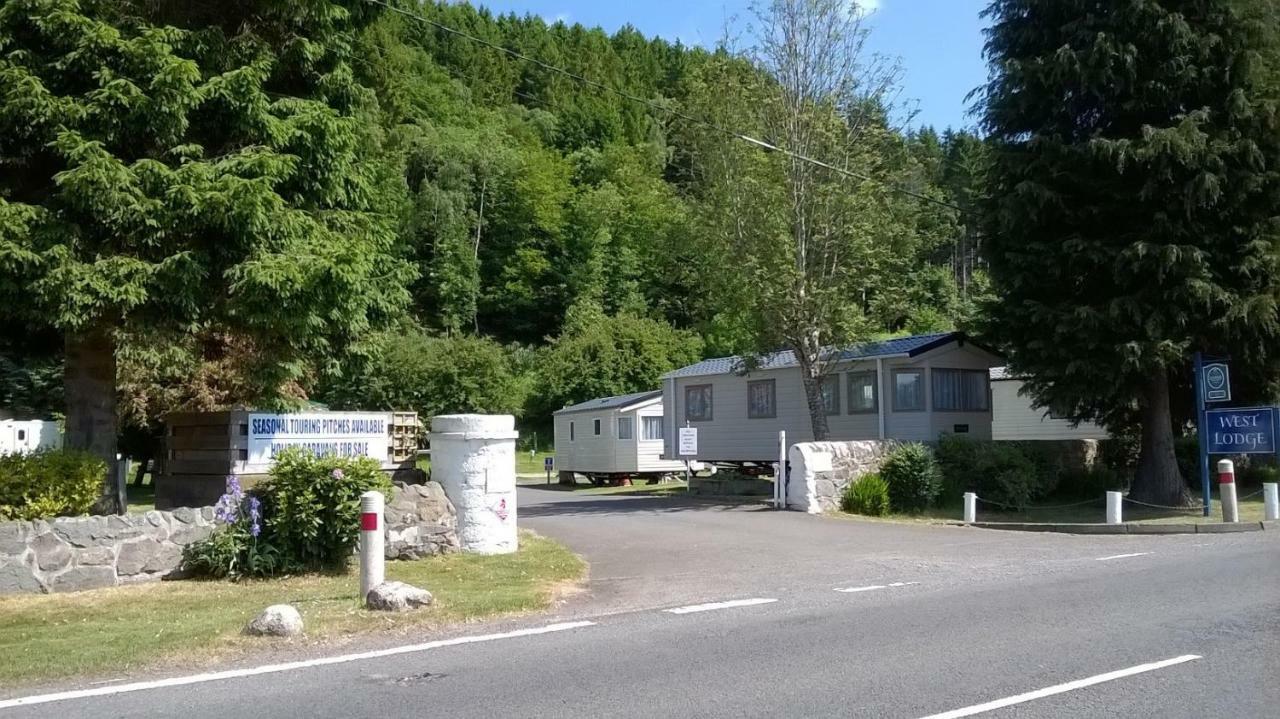 West Lodge Caravan Park Камрі Екстер'єр фото